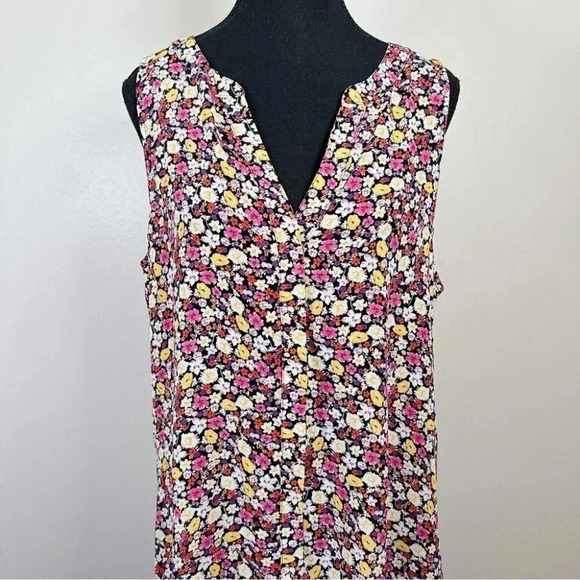 Sanctuary Craft Sleeveless Floral-Print Top - Picture 3 of 16